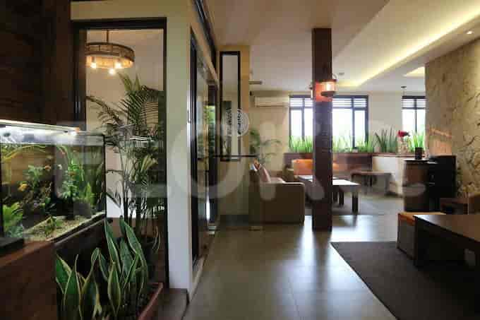 treehouse lobby_nw.jpg