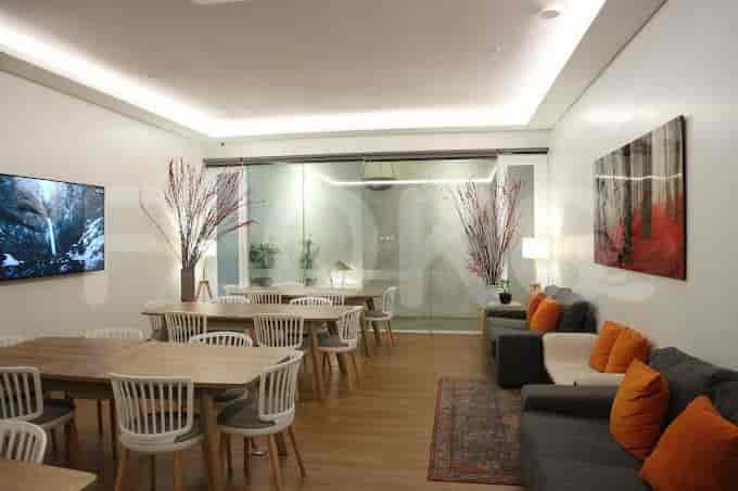 treehouse lounge3_nw.jpg