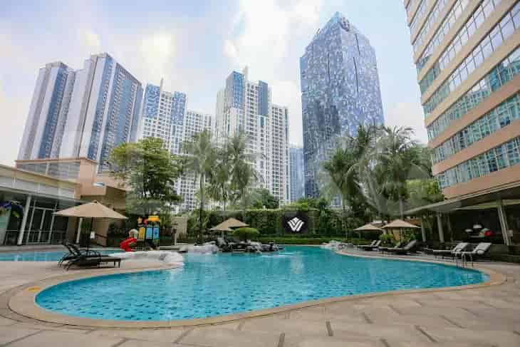 wyndham pool_nw.jpg