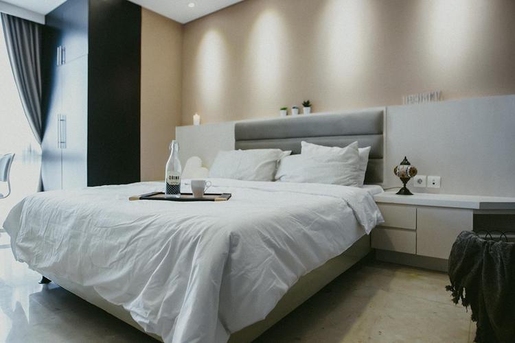 Tipe undefined Kamar Tidur di Lantai 15 untuk disewakan di The Grove Apartemen - kamar-master-di-lantai-15-5ce 1