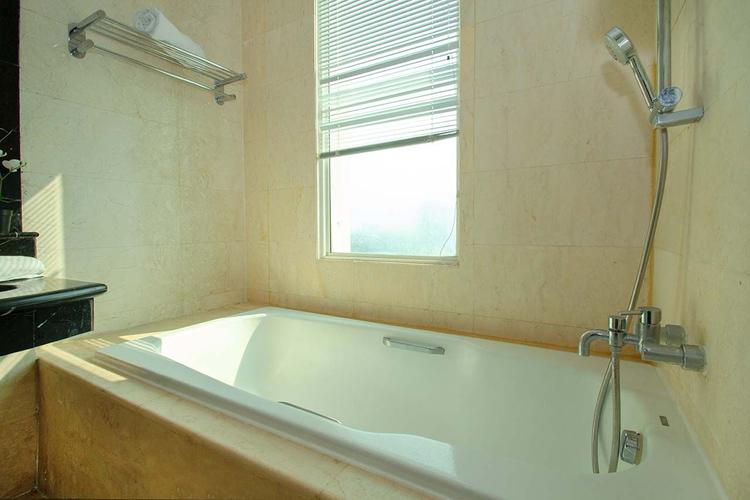 undefined Bedroom on 17th Floor for Rent in Senayan Residence - master-bedroom-at-17th-floor-685 6