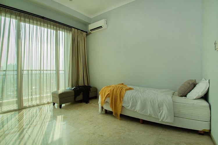 undefined Bedroom on 17th Floor for Rent in Senayan Residence - queen-bedroom-at-17th-floor-3cc 1