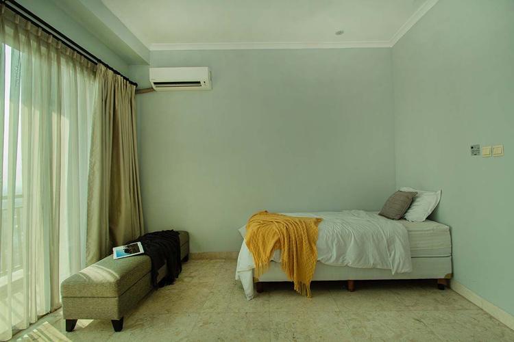 undefined Bedroom on 17th Floor for Rent in Senayan Residence - queen-bedroom-at-17th-floor-3cc 2