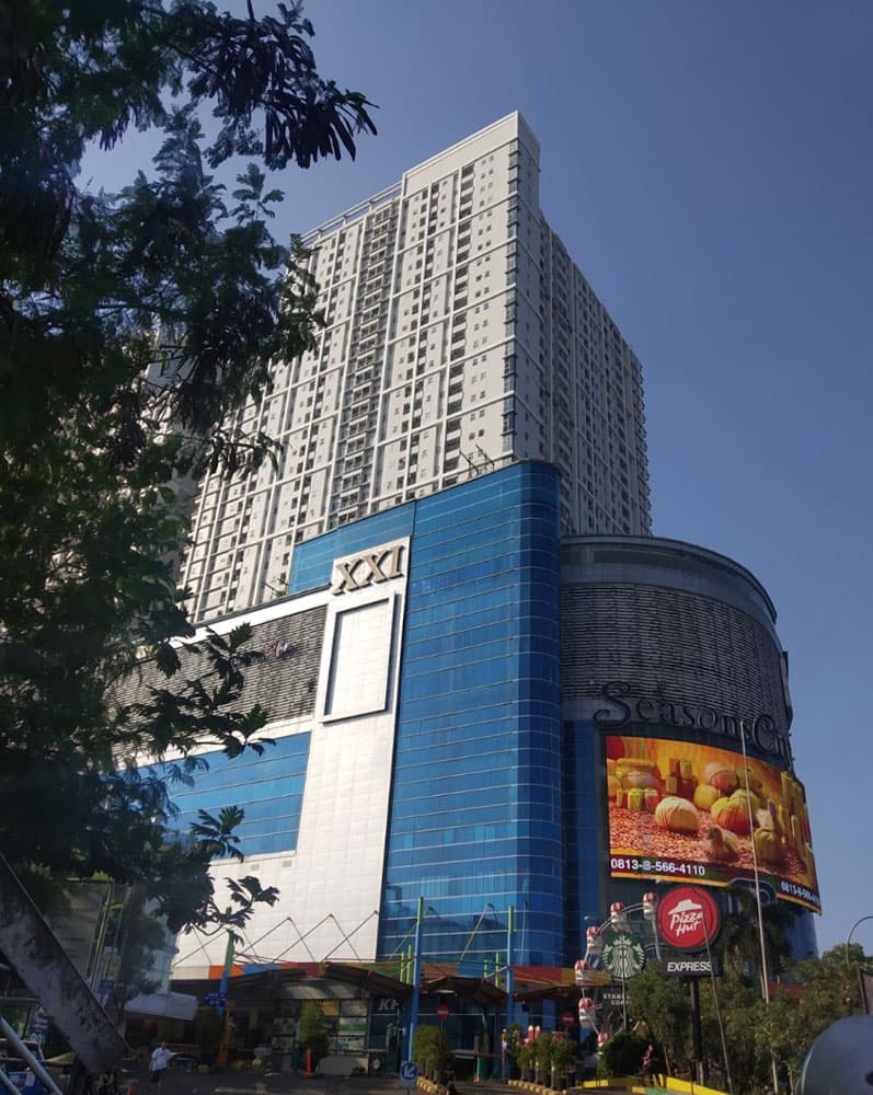 Pusat perbelanjaan Seasons City Apartemen