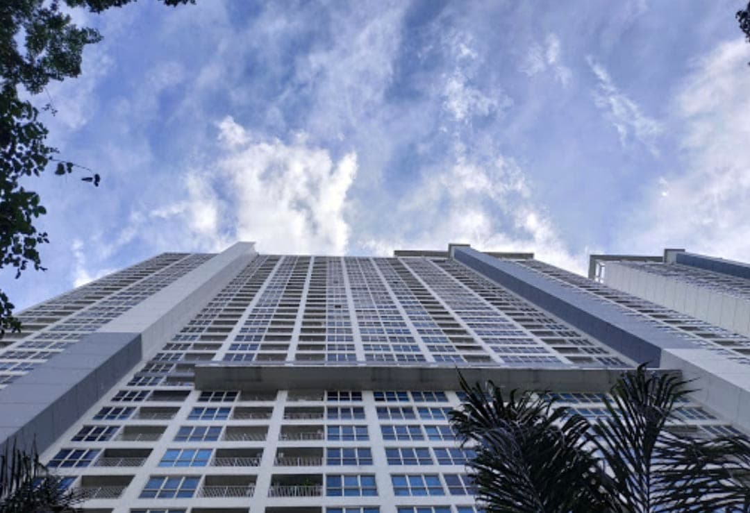 Building Tifolia Apartment