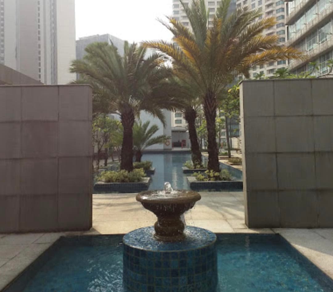 Kolam renang City Lofts Apartemen
