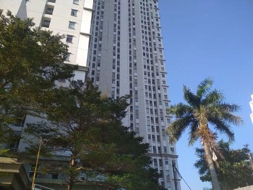 Gedung Green Lake Sunter Apartemen