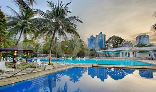 borobudur pool_nw.jpg