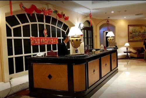 Resepsionis Kedoya Elok Apartemen