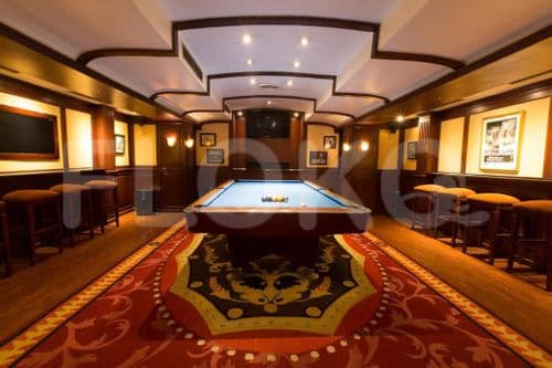 kristal billiard_nw.jpg