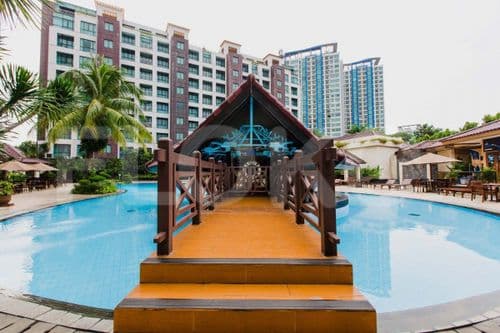 kristal pool4_nw.jpg