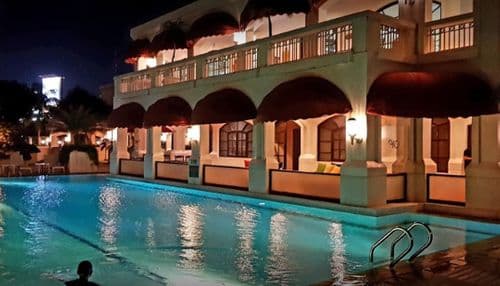 Kolam renang Kedoya Elok Apartemen