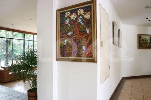 shinju lobby2_nw.jpg