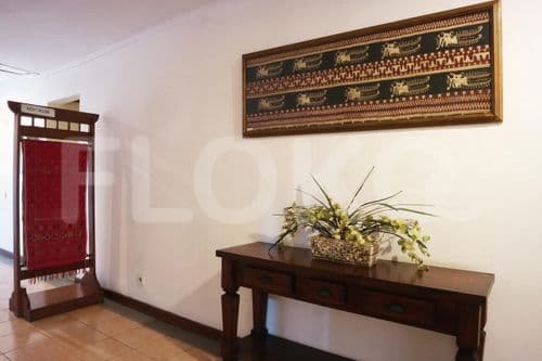 shinju lobby3_nw.jpg