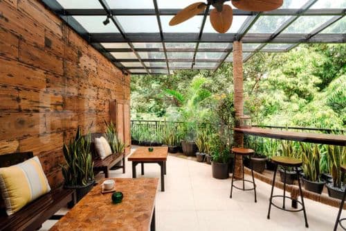 treehouse terrace2_nw.jpg