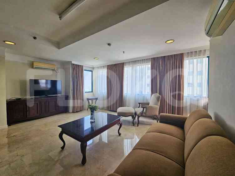 Sewa Bulanan Apartemen Golfhill Terrace Apartment - 3BR at 30th Floor