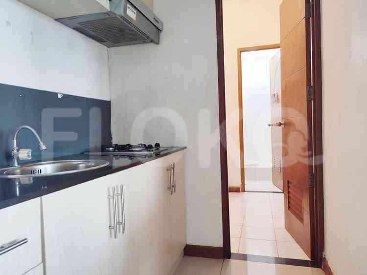 2 Bedroom on 15th Floor for Rent in Marbella Kemang Residence Apartment - fke062 6