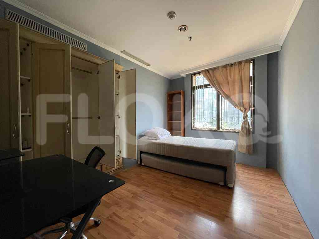 3 Bedroom on 6th Floor for Rent in Kusuma Chandra Apartment  - fsuae9 6