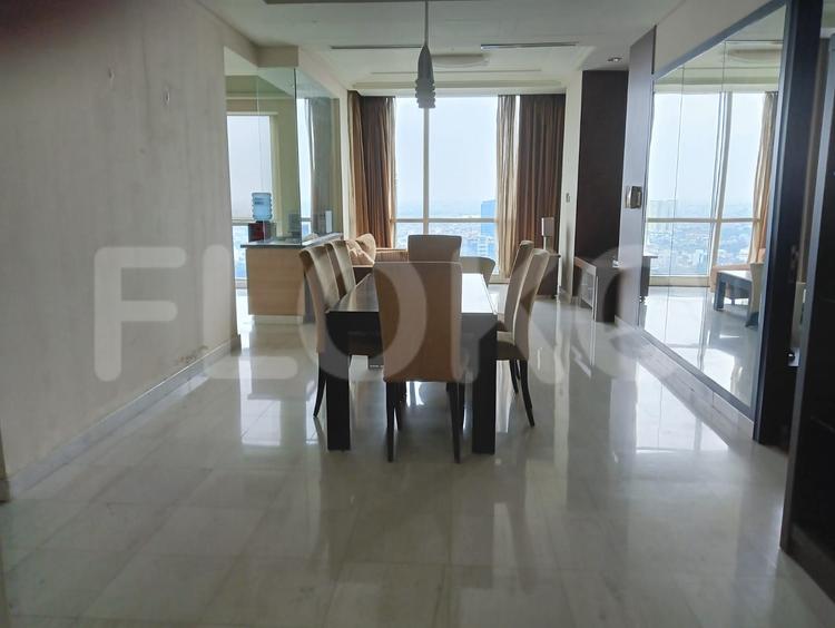 3 Bedroom on 36th Floor for Rent in The Peak Apartment - fsued2 2