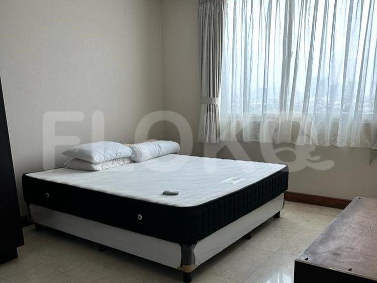 3 Bedroom on 15th Floor for Rent in Bumi Mas Apartment - ffa1db 4