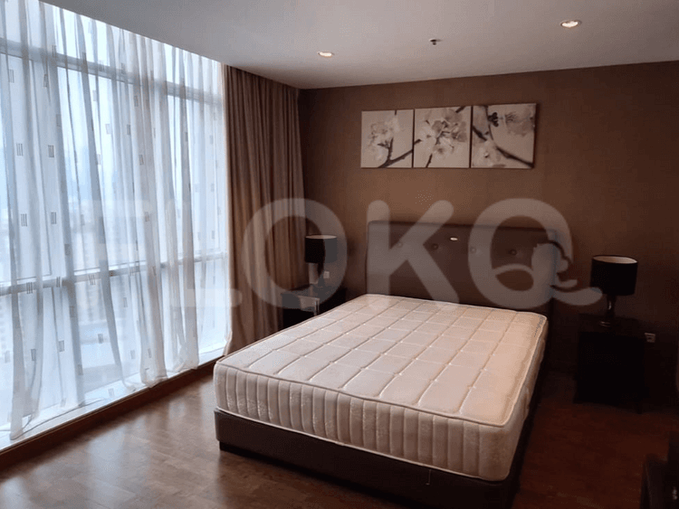 Tipe 3 Kamar Tidur di Lantai 33 untuk disewakan di Oakwood Premier Cozmo Apartemen - fku15e 5