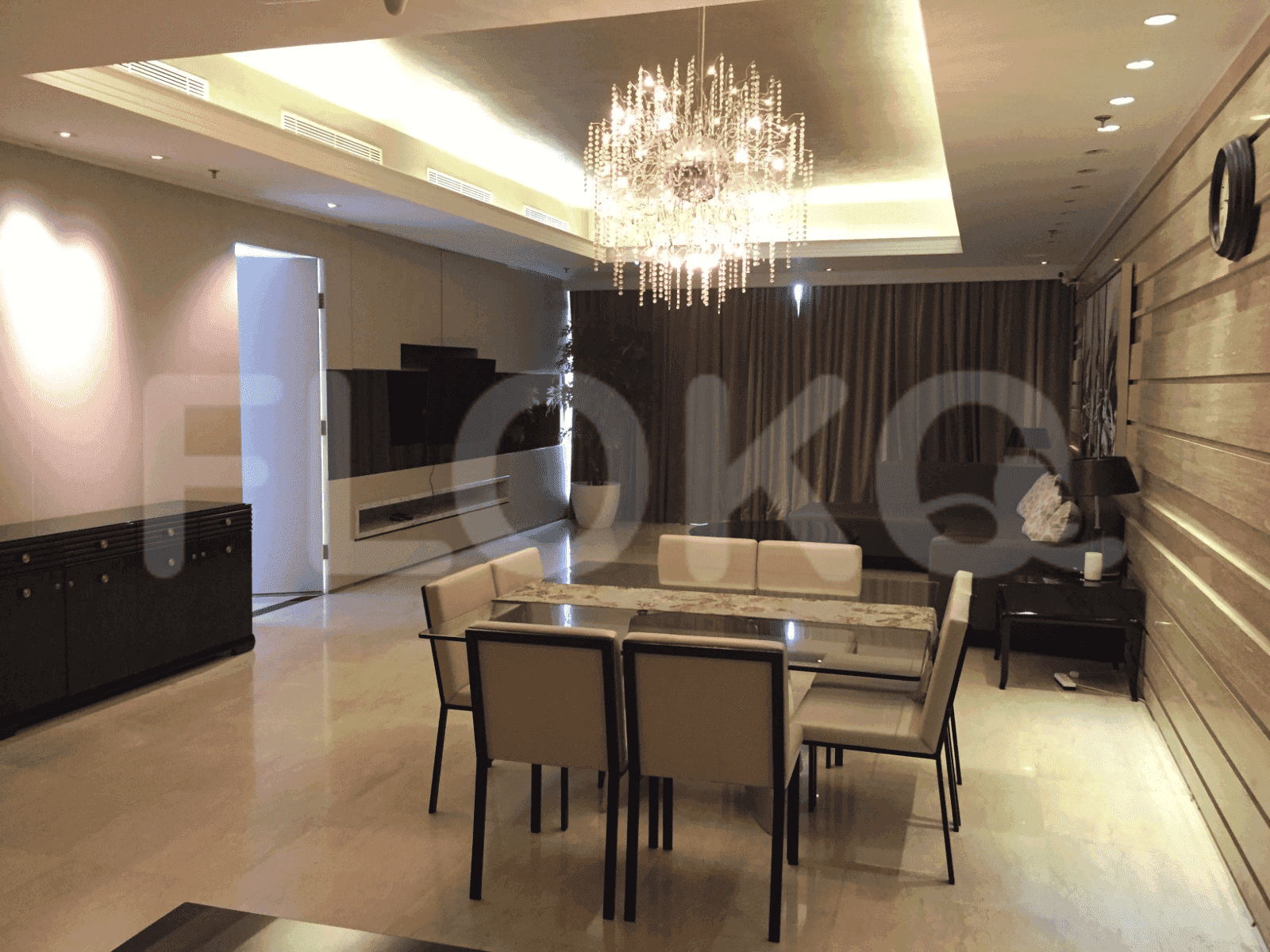 4 Bedroom on 46th Floor for Rent in KempinskI Grand Indonesia Apartment - fme35a 2