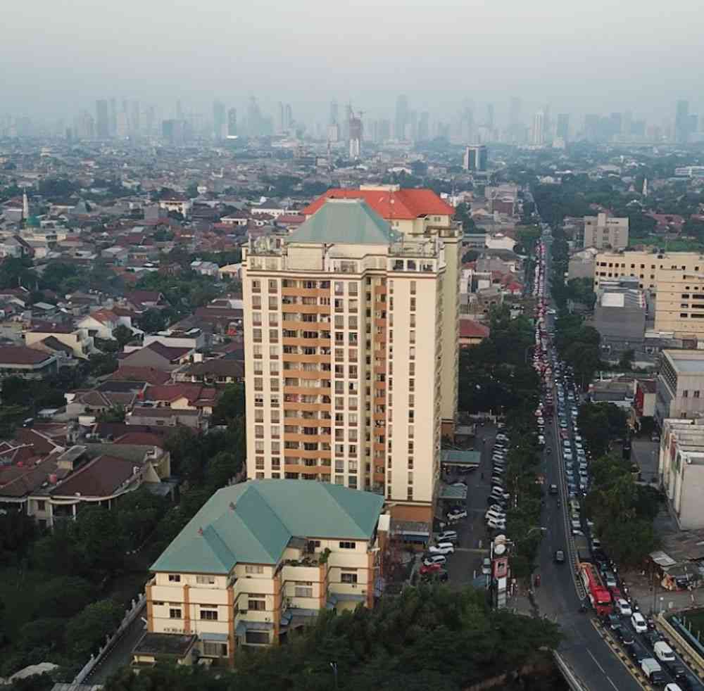 Pemandangan kota Permata Eksekutif Apartemen