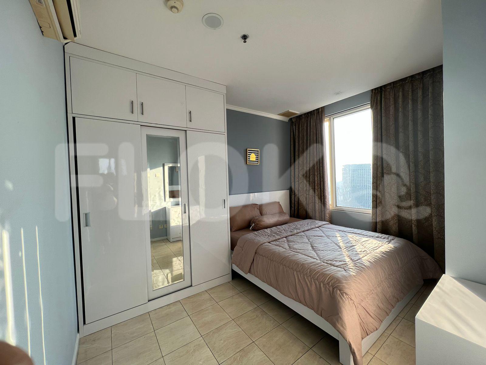 Sewa Apartemen FX Residence Tipe 3 Kamar Tidur di Lantai 40 fsu6fb