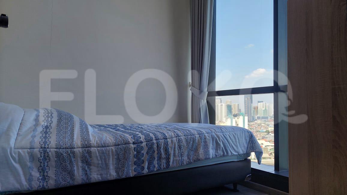 Sewa Apartemen Sudirman Suites Jakarta Tipe 3 Kamar Tidur di Lantai 18 fsu7e8