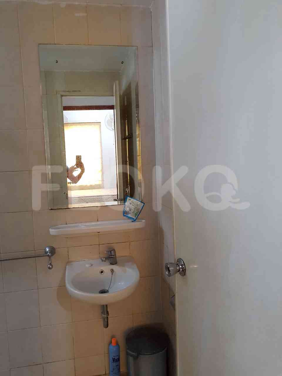 2 Bedroom on 18th Floor for Rent in Menteng Park - fme1df 8