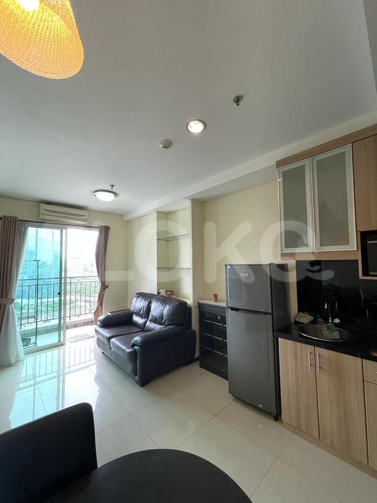 1 Bedroom on 15th Floor for Rent in Batavia Apartment - fbe185 2