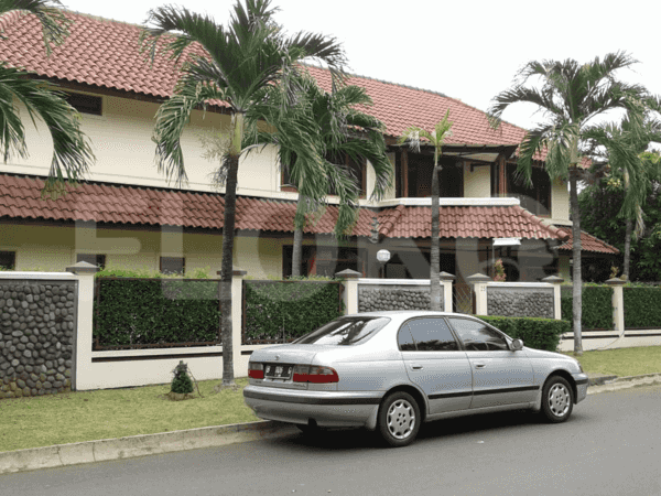550 sqm, 4 BR house for rent in Pondok Indah 1