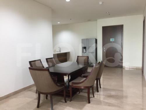 Sewa Apartemen Pakubuwono House Tipe 3 Kamar Tidur di Lantai 15 fga632