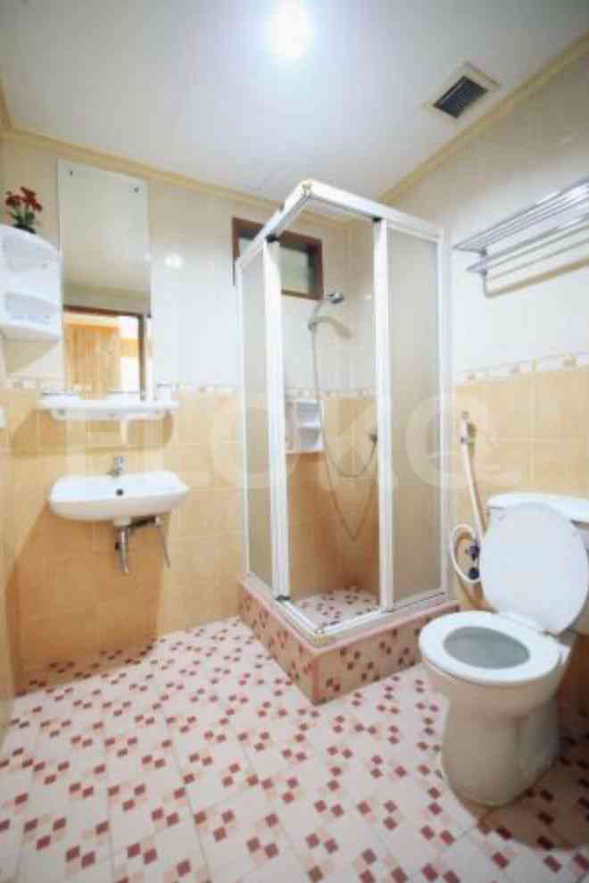 3 Bedroom on 10th Floor for Rent in Slipi Apartment - fsl723 4