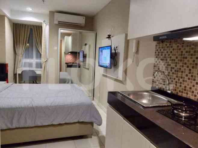 1 Bedroom on 3rd Floor for Rent in Cinere Bellevue Suites Apartment - fci6cb 2