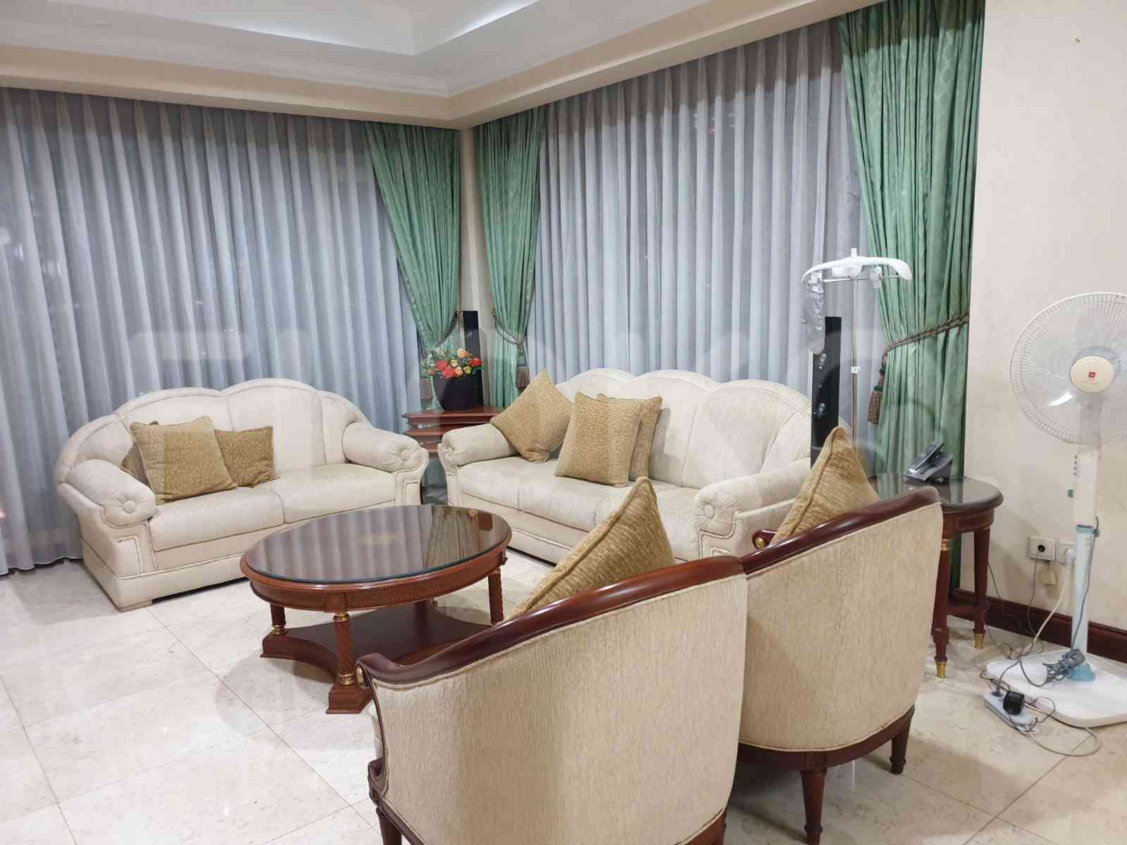 Tipe 3 Kamar Tidur di Lantai 18 untuk disewakan di Istana Sahid Apartemen - fta2e5 1