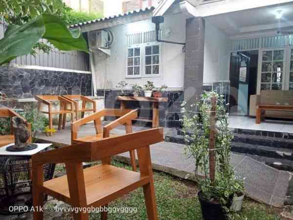 180 sqm, 3 BR house for rent in Kemang 2