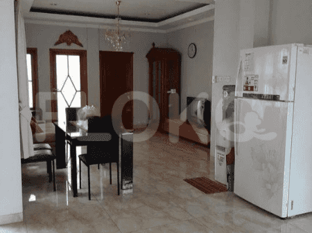 250 sqm, 4 BR house for rent in Kalibata 2
