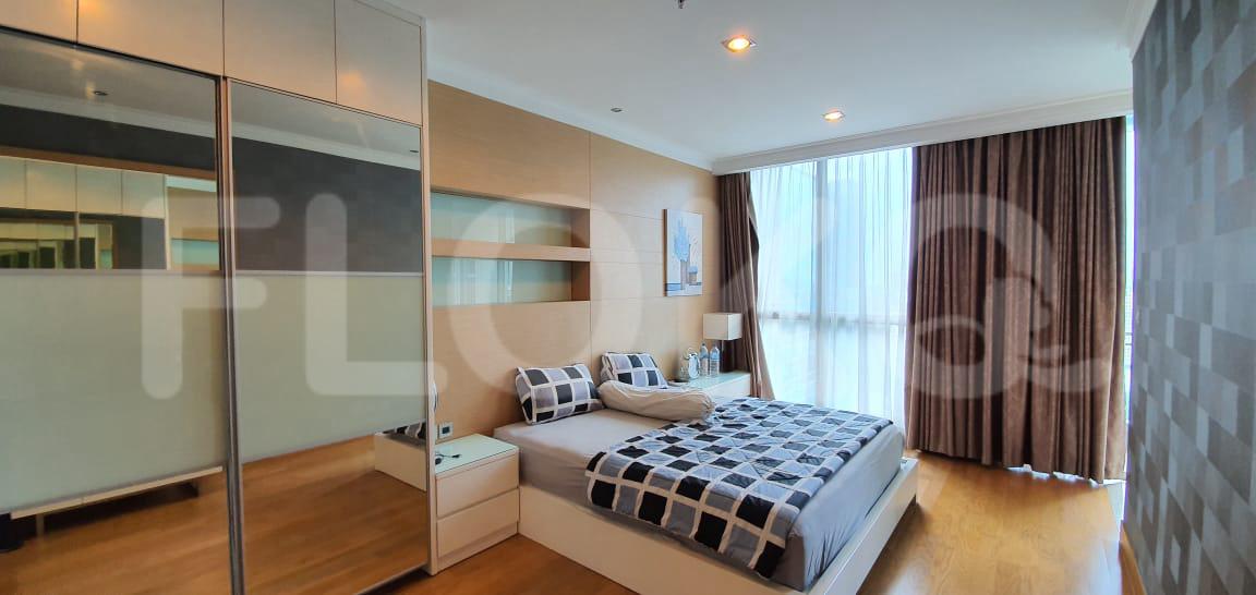 Sewa Apartemen Residence 8 Senopati Tipe 2 Kamar Tidur di Lantai 51 fse699