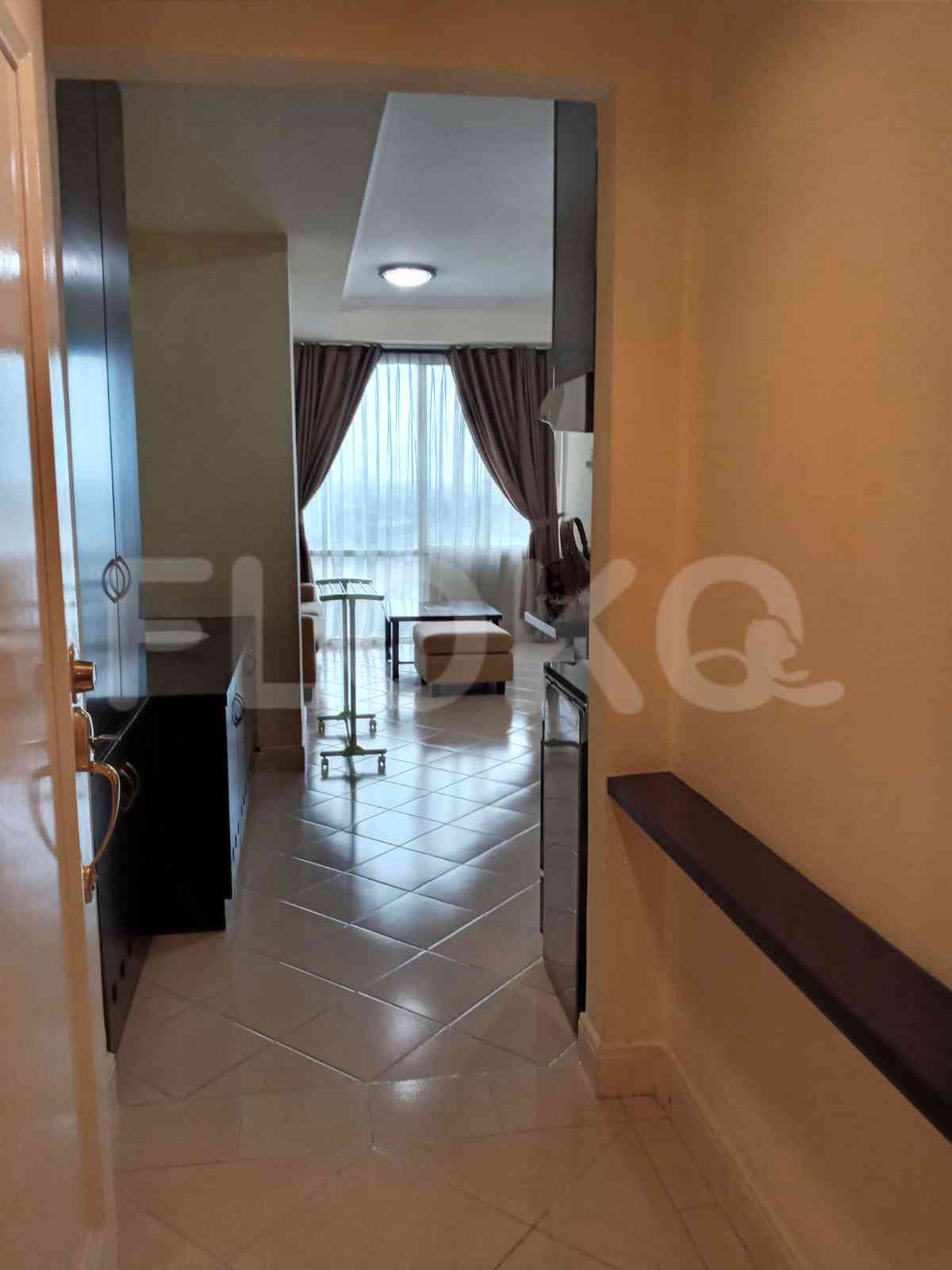 1 Bedroom on 17th Floor for Rent in Batavia Apartment - fbe9fe 3