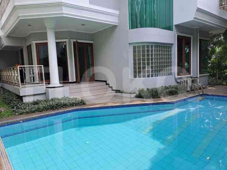 380 sqm, 4 BR house for rent in Pondok Indah 4