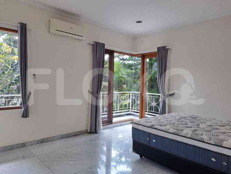 380 sqm, 4 BR house for rent in Pondok Indah 5