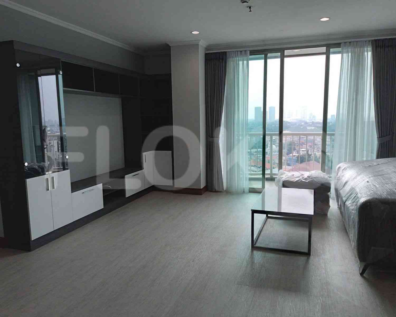 3 Bedroom on 15th Floor for Rent in Bumi Mas Apartment - ffa1c2 1