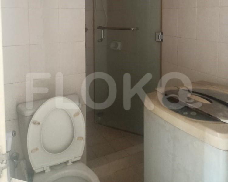 2 Bedroom on 10th Floor for Rent in Sudirman Park Apartment - fta748 5