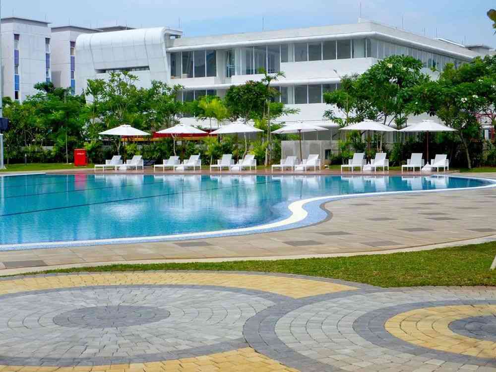 Swimming pool Aeropolis Residence 3