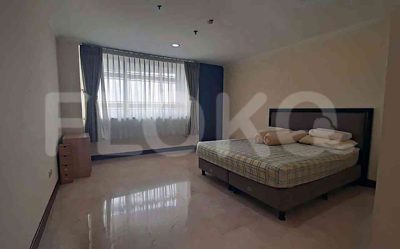 4 Bedroom on 10th Floor for Rent in Bumi Mas Apartment - ffadca 3