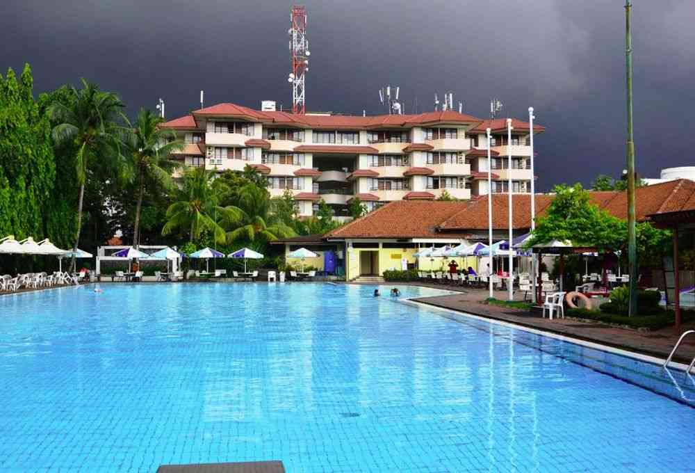 Swimming Pool Apartemen Cilandak