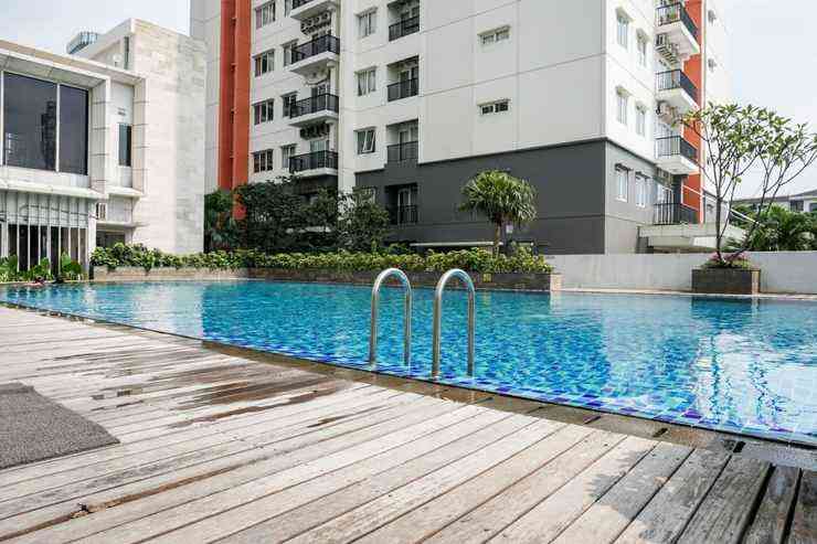Swimming pool Aspen Residence Apartment