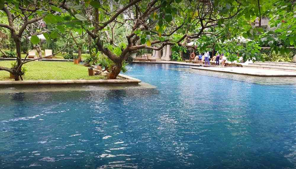 Swimming Pool Dharmawangsa Residence