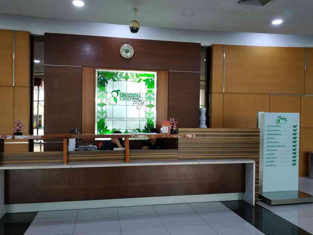 Receptionist Green Central City Apartment